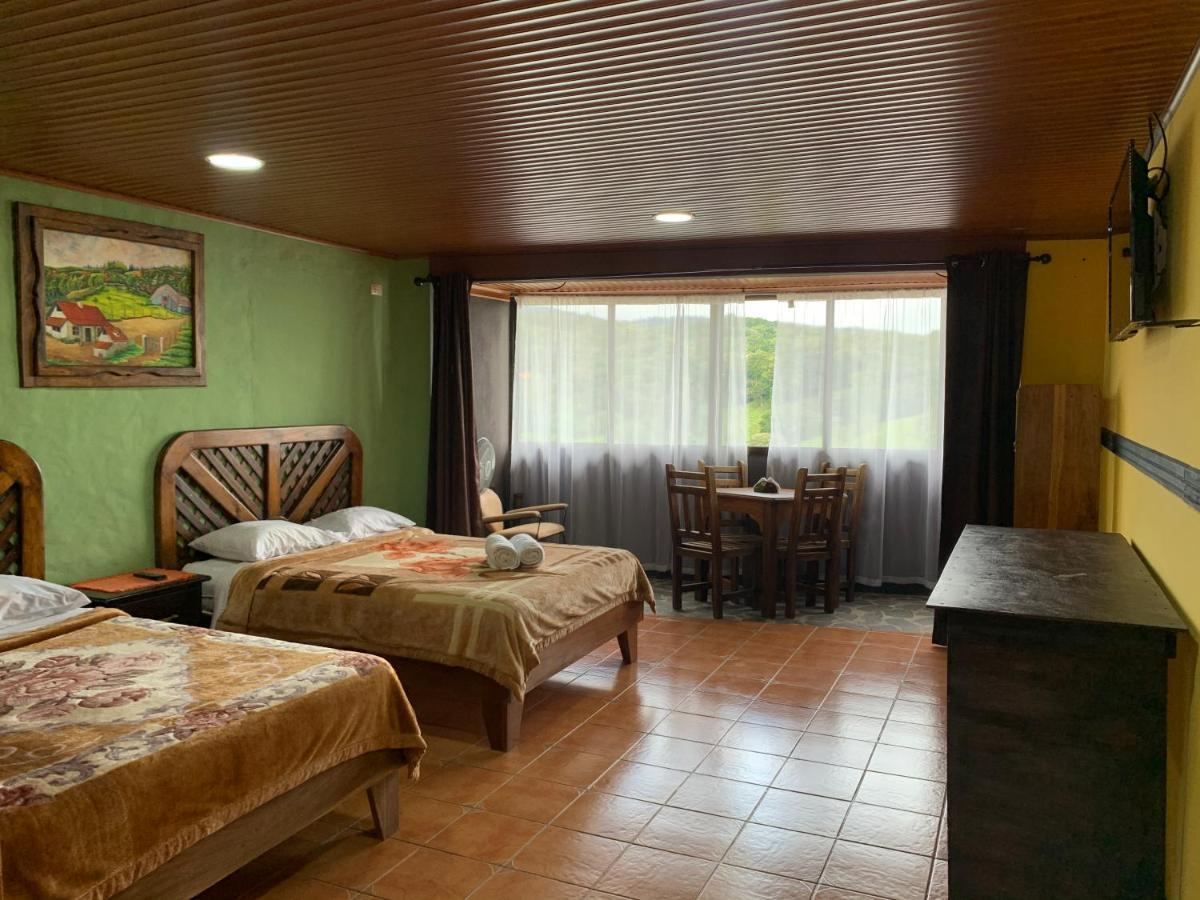 Cabinas Vista Al Golfo Monteverde 외부 사진